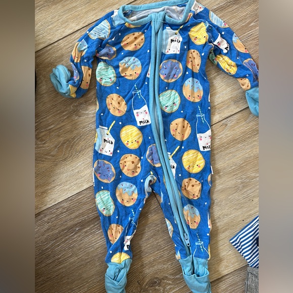 Little sleepies- Newborn so soft and the best pajamas! Great condition! - Picture 1 of 1